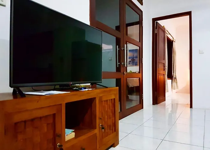 Villa Bumiayu 3 *